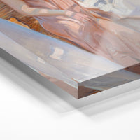 Gros plan de la matière : le tirage sous verre acrylique, tranche transparente visible.
