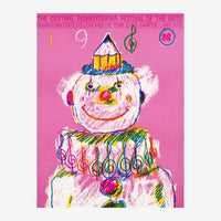 Affiche d'un clown souriant dessiné en style pop art sur fond rose vif, orné de notes de musique colorées et de symboles.