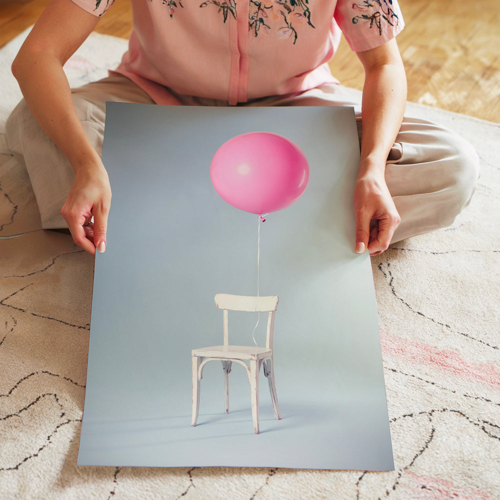 L'impression présentée en poster, sans encadrement, sur un mur neutre.