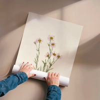 L'impression présentée en poster, sans encadrement, sur un mur neutre.