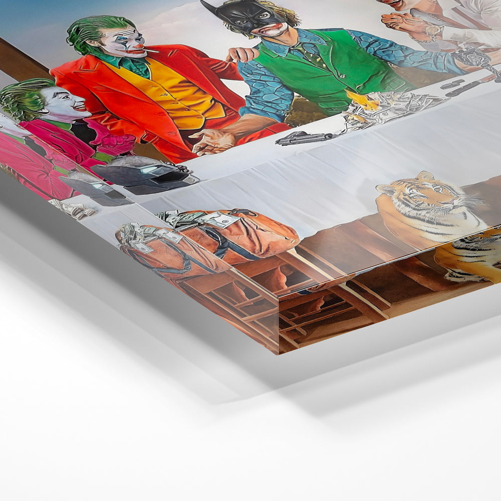 Gros plan de la matière : le tirage sous verre acrylique, tranche transparente visible.