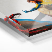 Gros plan de la matière : le tirage sous verre acrylique, tranche transparente visible.