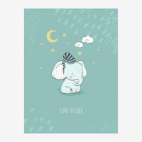 Affiche montrant un petit éléphant blanc avec un bonnet rayé dormant sous une lune d'or, entouré d'étoiles et de nuages dans.