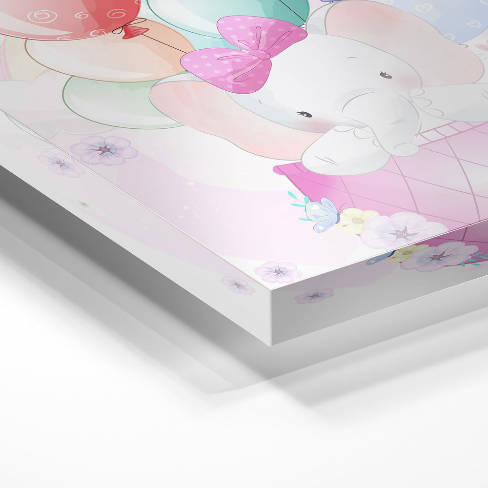 Gros plan de la matière : le tirage sous verre acrylique, tranche transparente visible.