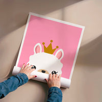 L'impression présentée en poster, sans encadrement, sur un mur neutre.
