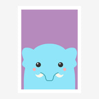 Un chat bleu ciel aux yeux noirs et joues roses sourit sur un fond violet mauve, dans un style doodle pop-art simplifié.