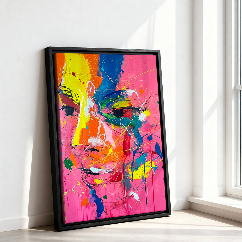 Le tableau accroché en situation dans un intérieur meublé.