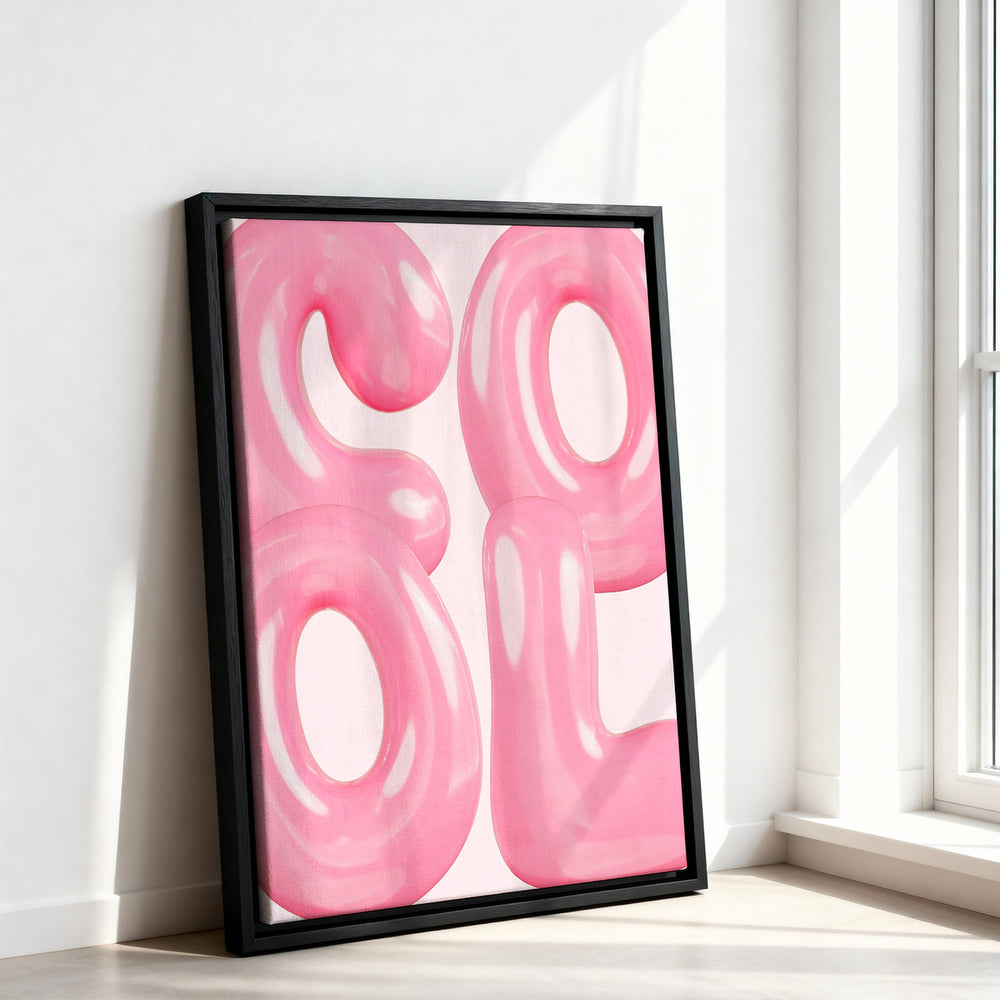 Le tableau accroché en situation dans un intérieur meublé.