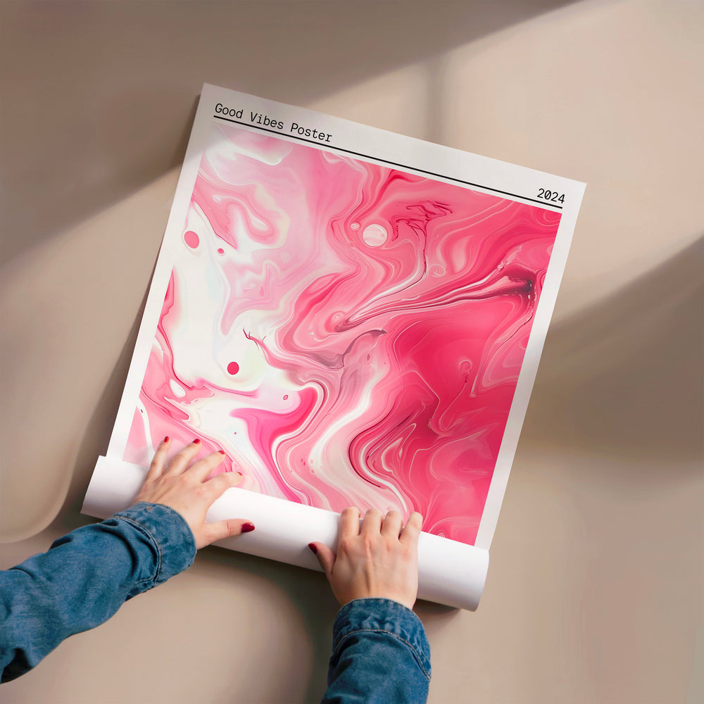 L'impression présentée en poster, sans encadrement, sur un mur neutre.