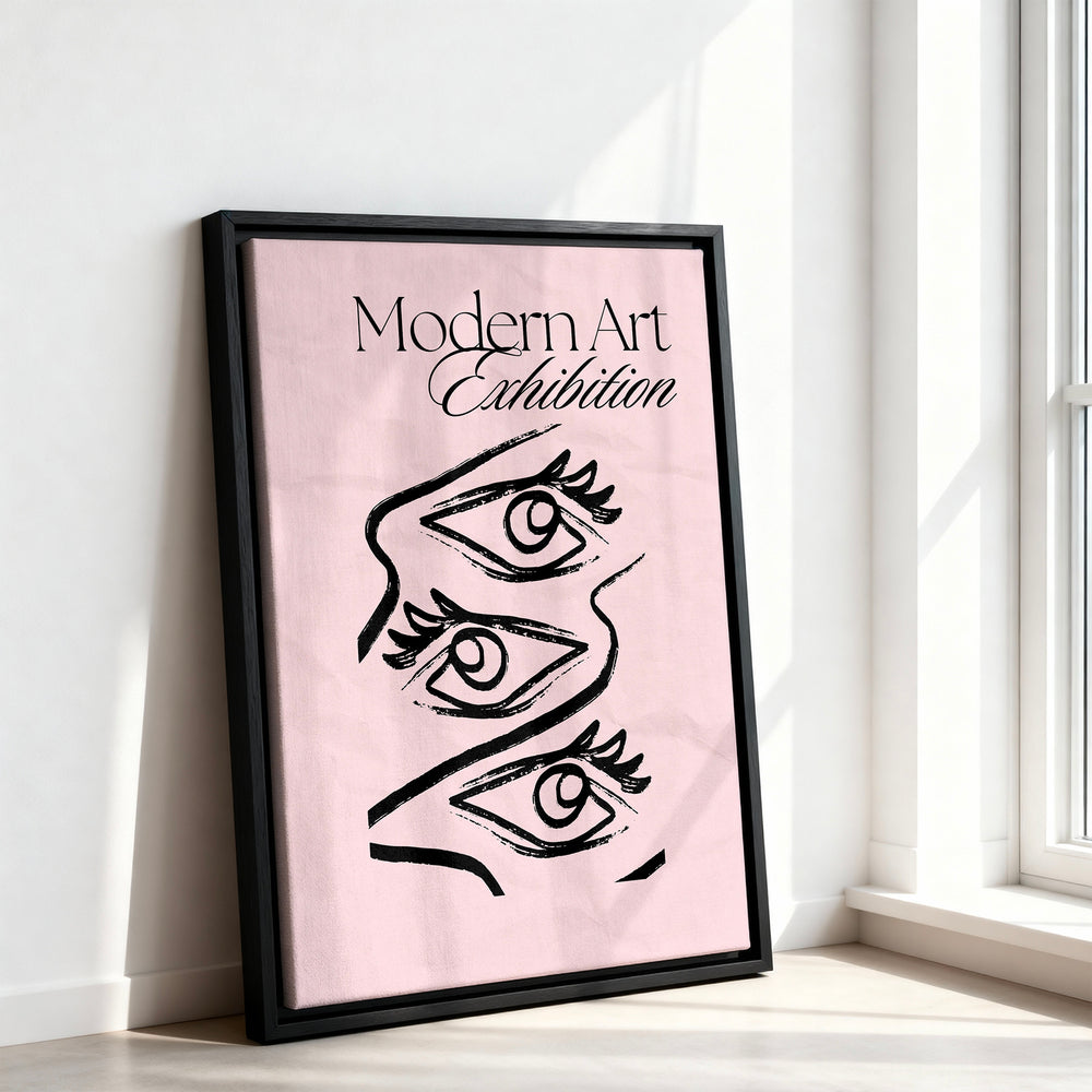 Le tableau accroché en situation dans un intérieur meublé.