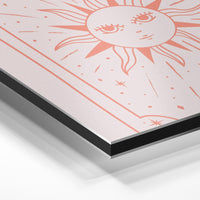 Gros plan de la matière : le tirage contrecollé sur aluminium Dibond mat, tranche visible.