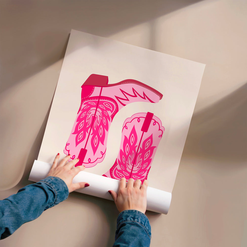L'impression présentée en poster, sans encadrement, sur un mur neutre.