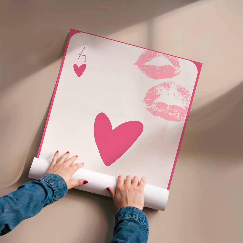 L'impression présentée en poster, sans encadrement, sur un mur neutre.