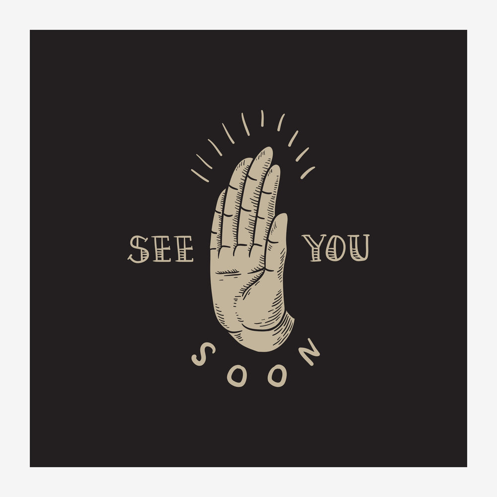 Illustration rétro d'une main ouverte beige avec des traits de lumière, texte « See You Soon » et « Soon » disposé en.