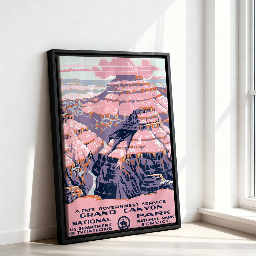 Le tableau accroché en situation dans un intérieur meublé.
