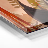 Gros plan de la matière : le tirage sous verre acrylique, tranche transparente visible.