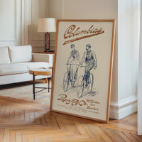 Le tableau accroché en situation dans un intérieur meublé.