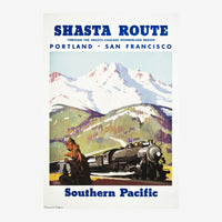 Affiche vintage colorée montrant une locomotive à vapeur en bas d'une montagne enneigée entourée de forêts vertes, avec.