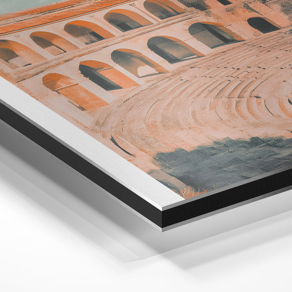Gros plan de la matière : le tirage contrecollé sur aluminium Dibond mat, tranche visible.