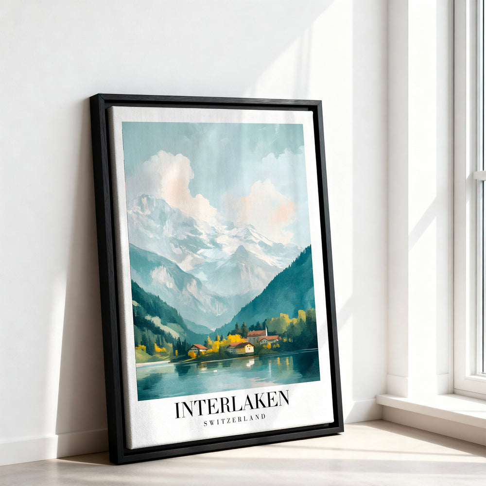 Le tableau accroché en situation dans un intérieur meublé.