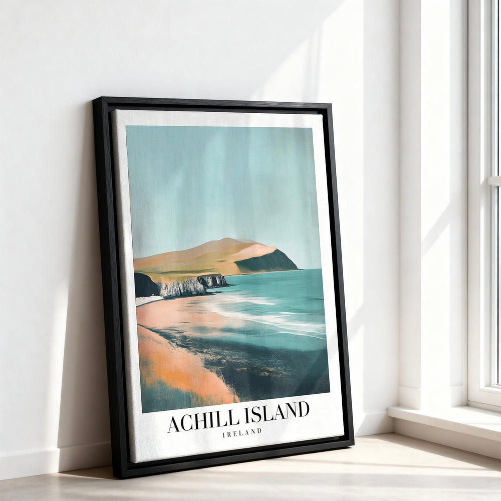 Le tableau accroché en situation dans un intérieur meublé.