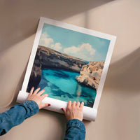 L'impression présentée en poster, sans encadrement, sur un mur neutre.