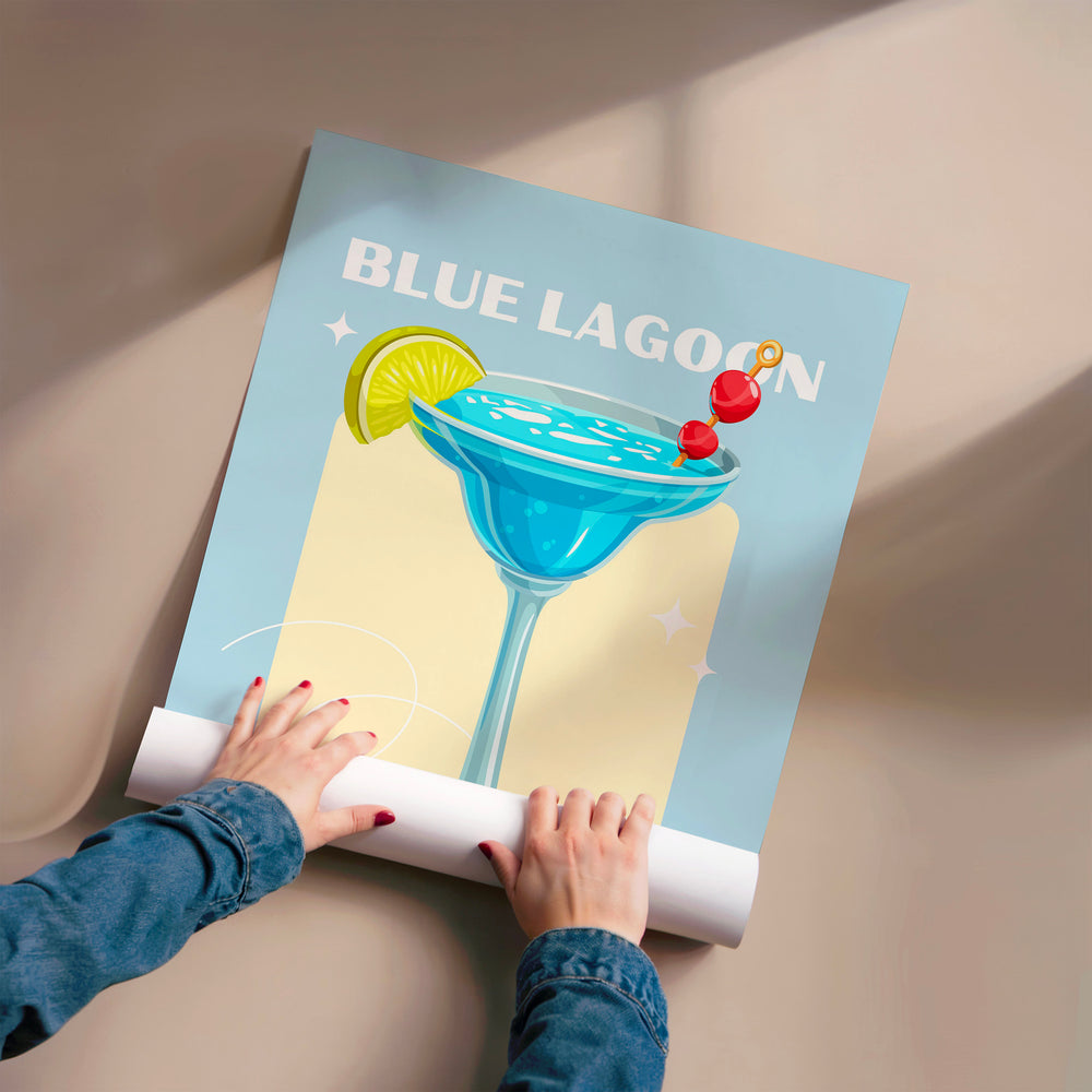 L'impression présentée en poster, sans encadrement, sur un mur neutre.