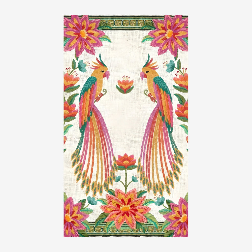 Deux perroquets colorés face à face, entourés de fleurs exotiques roses et orangées, sur un fond beige clair avec des motifs.